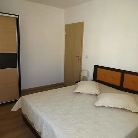 Asi Obzor